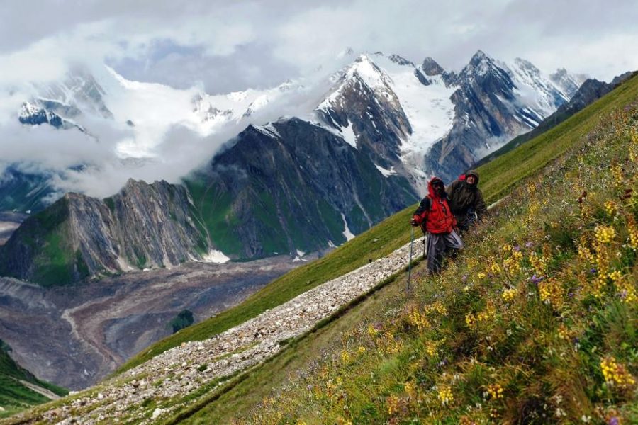 Jamal Pass Biafo Snow Lake Hispar la Trek