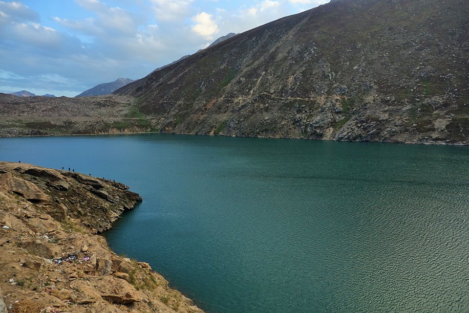 Serene Lulusar Lake