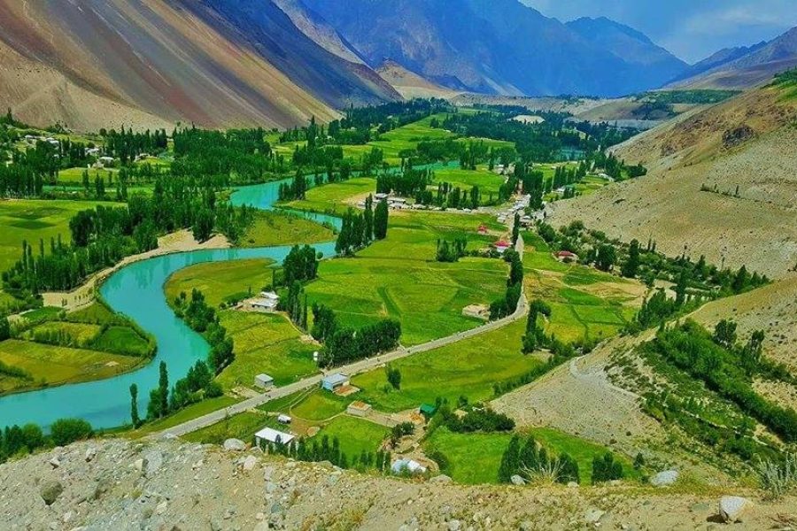 Islamabad Chitral Kalash Ghizer Hunza Tour