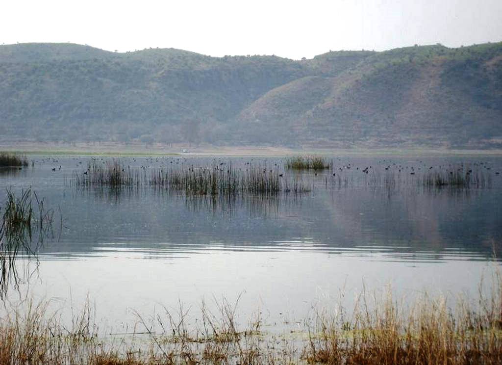 Khabikki Lake